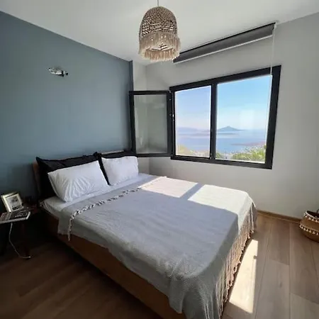Specially Designed W/private Garden&sea View *