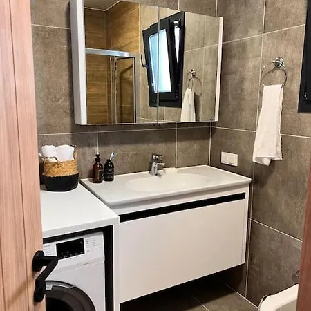 Specially Designed W/private Garden&sea View Apartmán