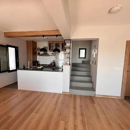 Apartmán Specially Designed W/private Garden&sea View *