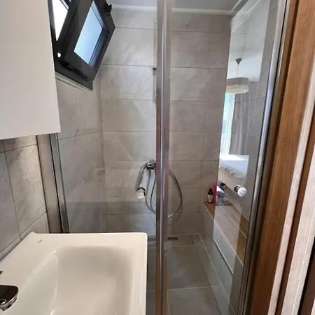 Apartment Specially Designed W/private Garden&sea View *